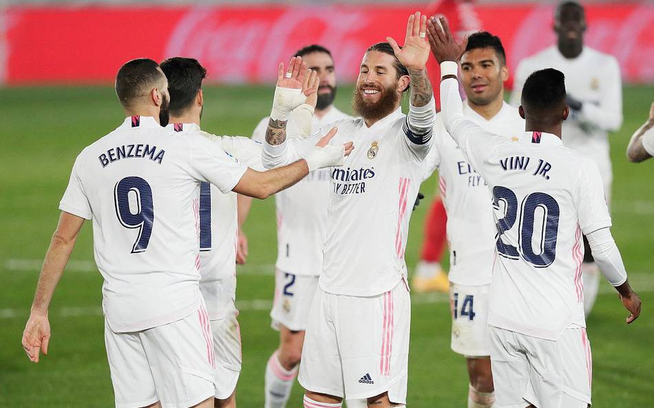 体育CBA：青岛男篮113-100四川男篮 主场胜利收官